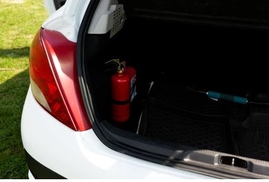 Coffre d'extincteurs- des accessoires de sécurité automobile
