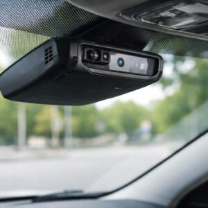 Comment fonctionne un système ADAS ? Explication simple pour comprendre l’assistance à la conduite